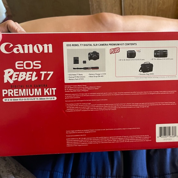 Canon EOS Rebel T7 - Picture 4 of 4